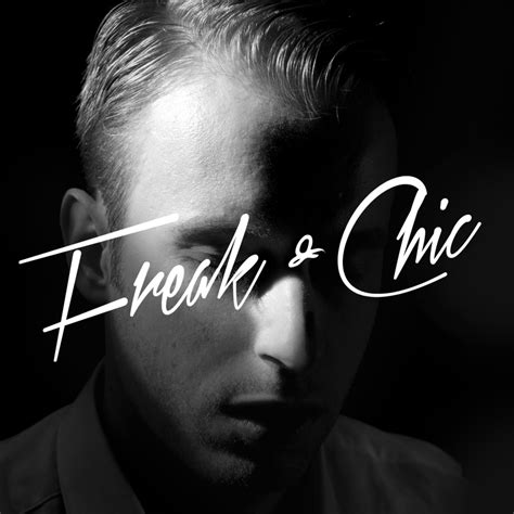 √ Freak & Chic (testo) di Immanuel Casto 